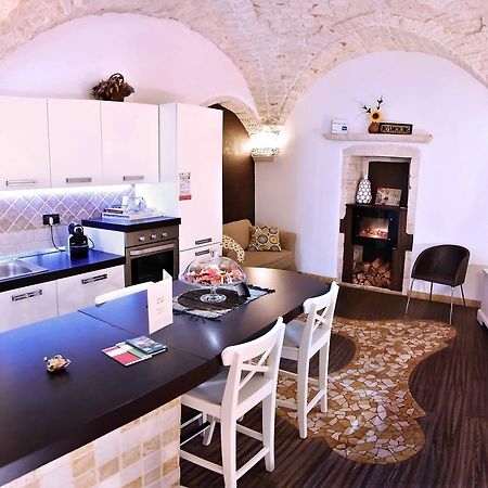 L'Angolo Di Gaudi, Casa Mila Putignano Exteriér fotografie
