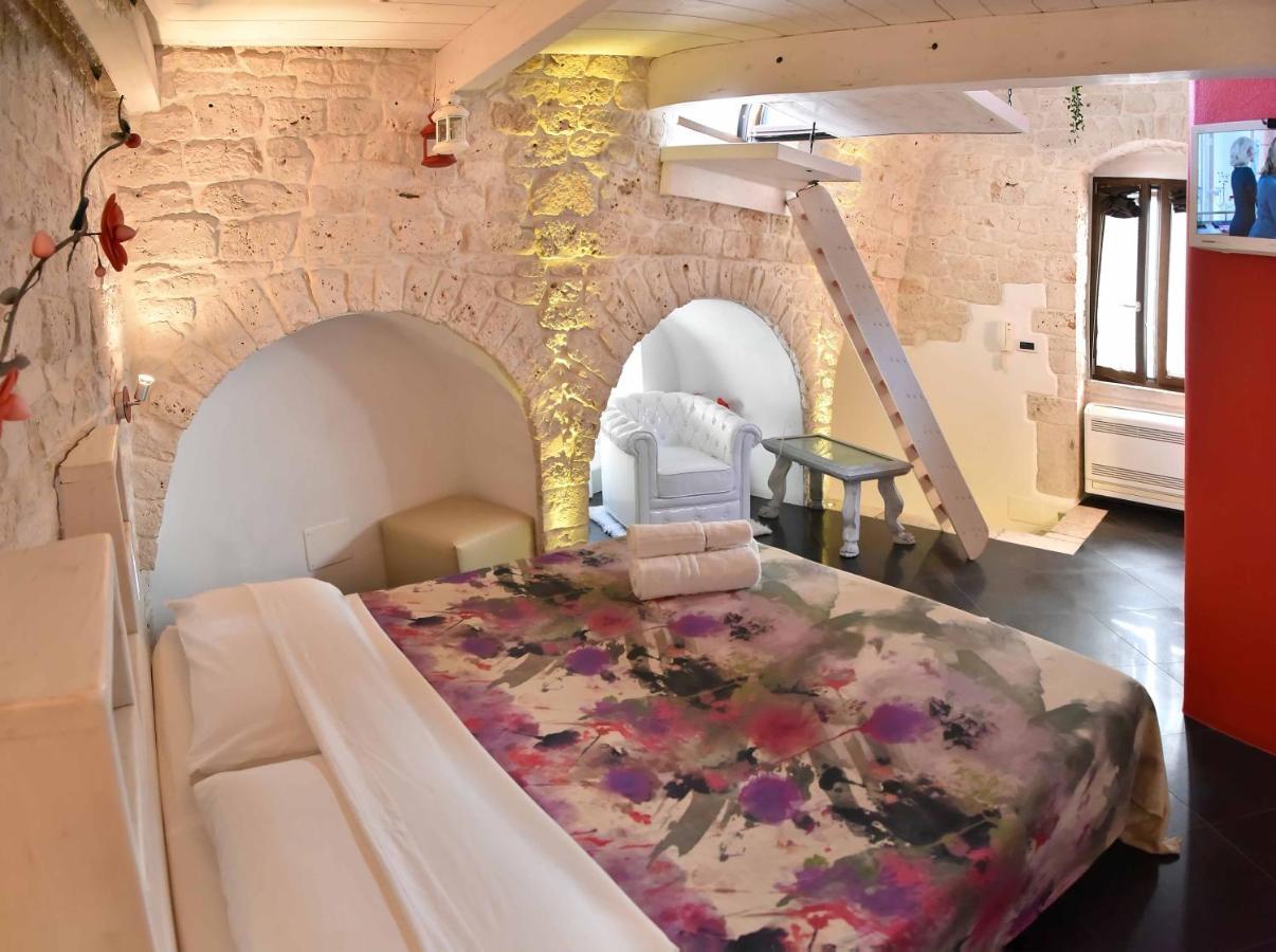 Bed and Breakfast L'Angolo Di Gaudi, Casa Mila Putignano Exteriér fotografie